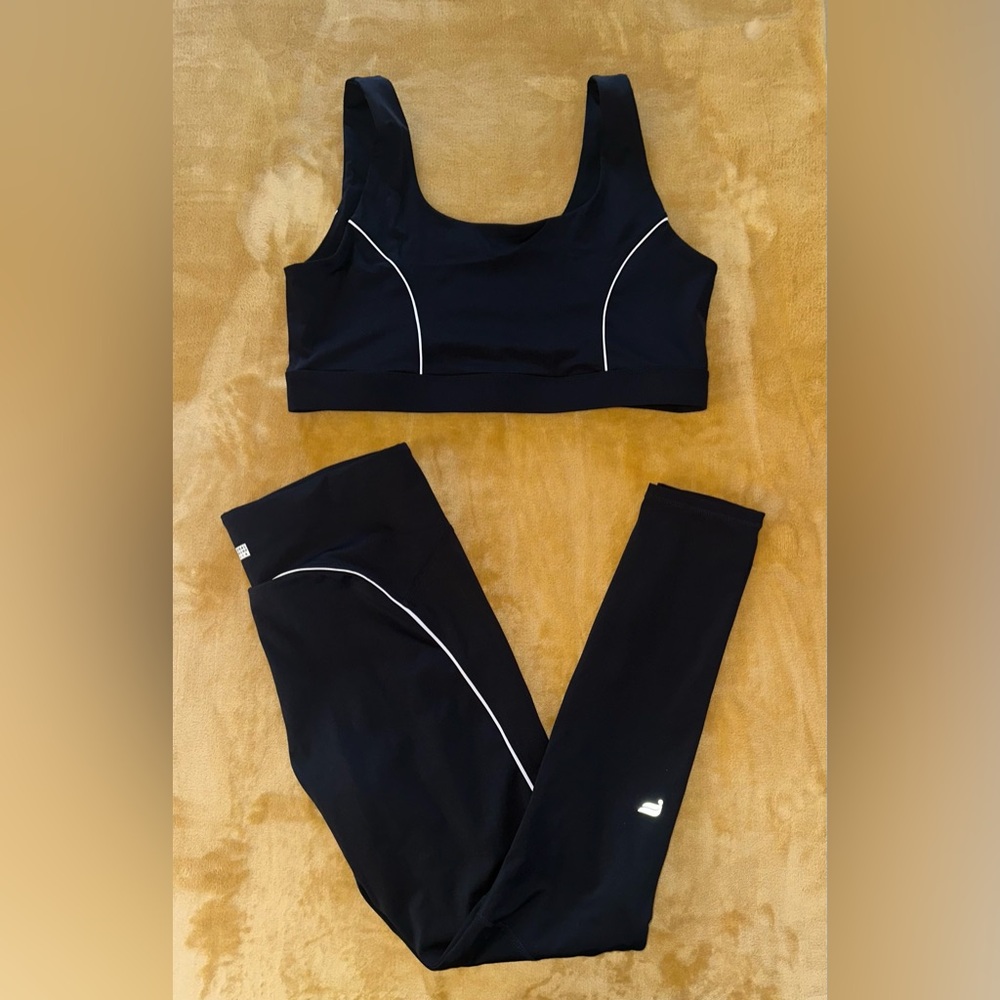 Fabletics Black with White Detailing Sports Bra and Leggings Set